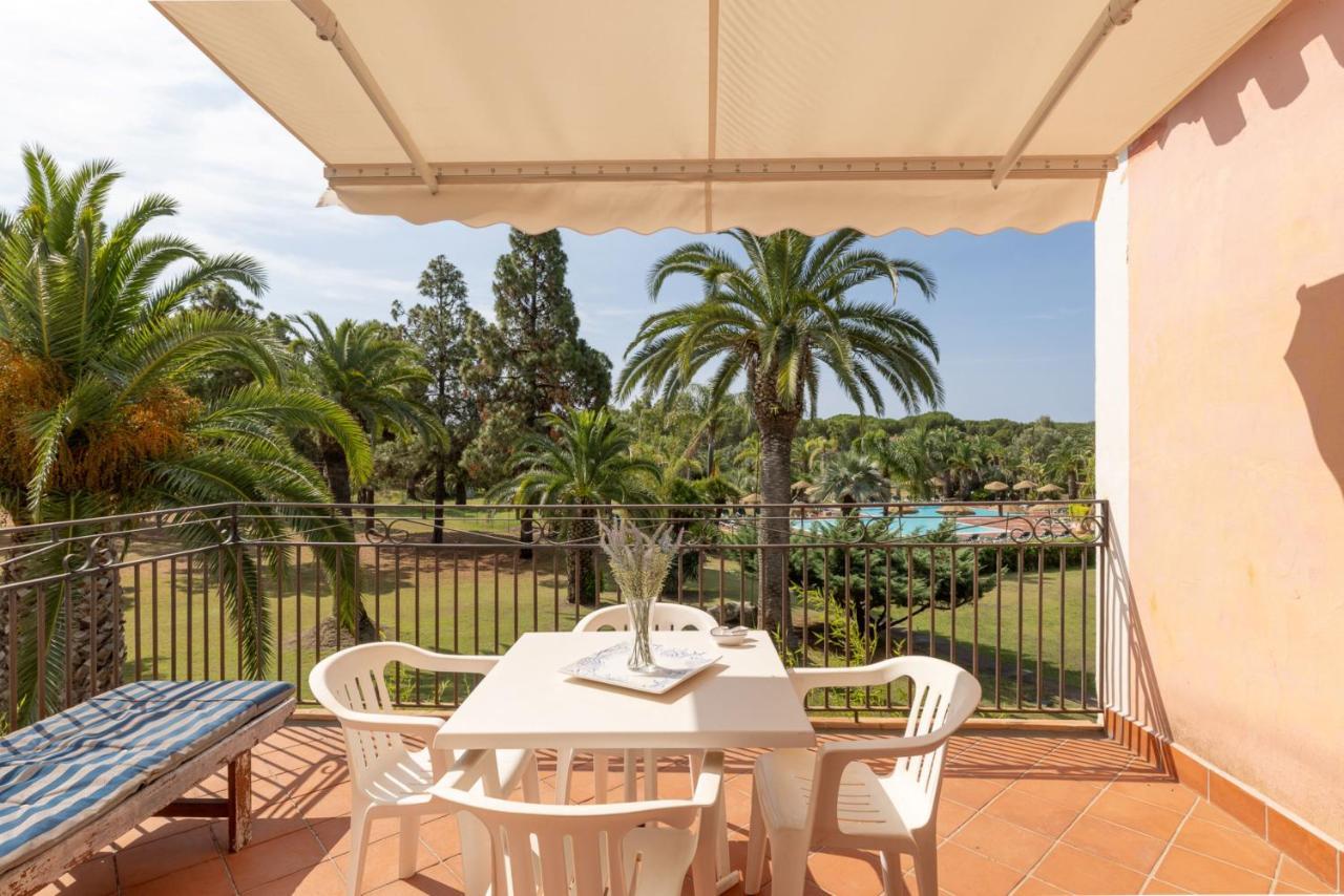 Apartments In Residence With Swimming Pool In Santa Margherita Di Pula, 250 Meters From The Sea מראה חיצוני תמונה